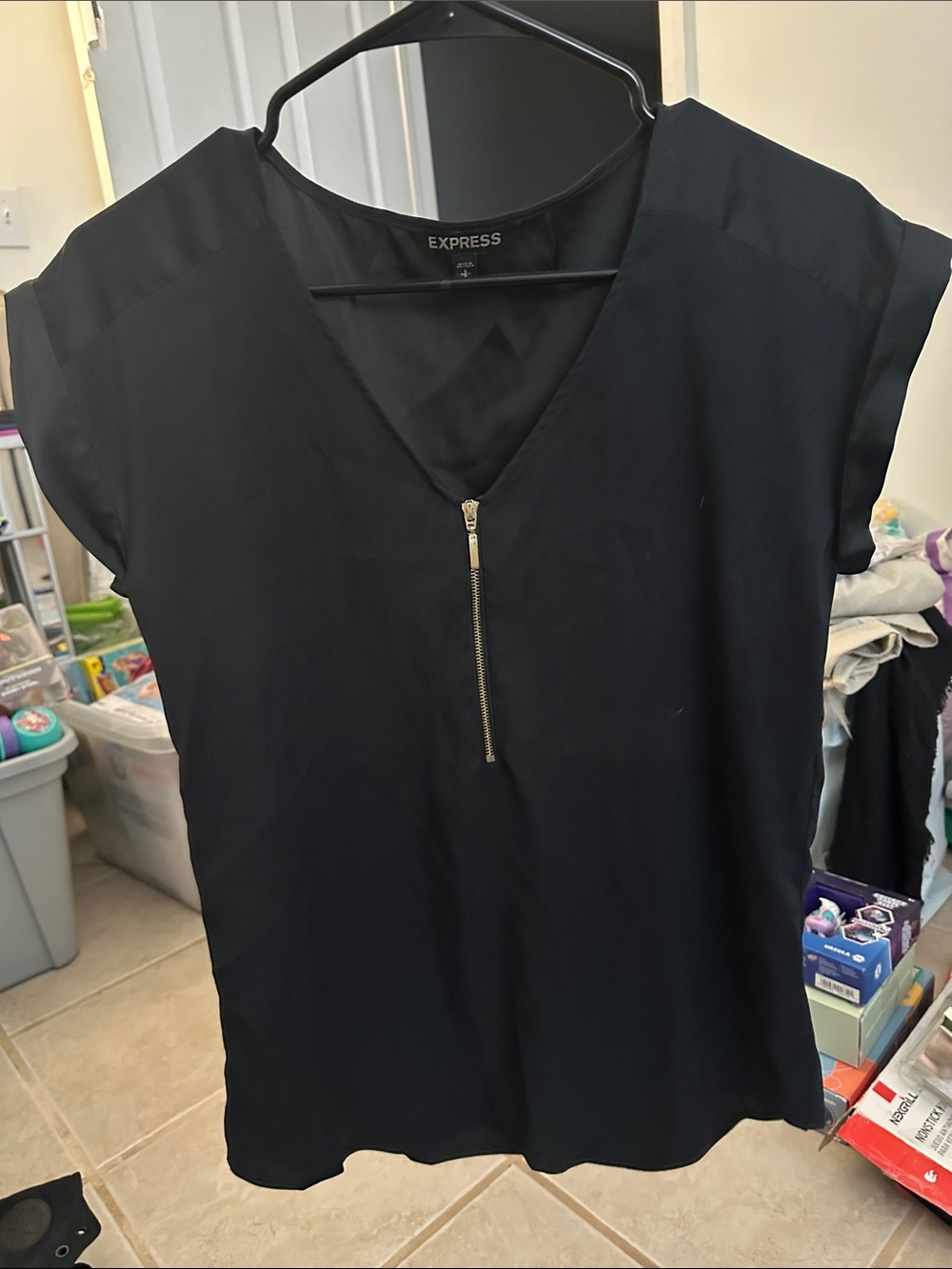 Express Black V-Neck Zip-Front Blouse